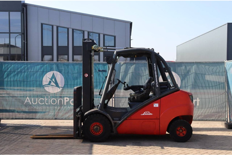 Linde H35D - Diesel forklift: picture 2 Linde H35D - Diesel forklift: picture 2