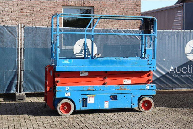 Mantall XE 80 C - Scissor lift: picture 1 Mantall XE 80 C - Scissor lift: picture 1