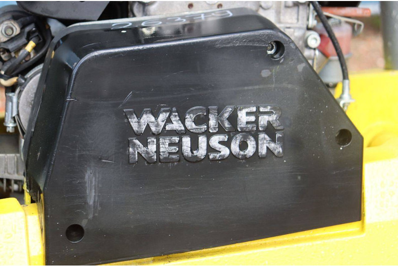 Vibratory plate Neuson DPU3760: picture 9