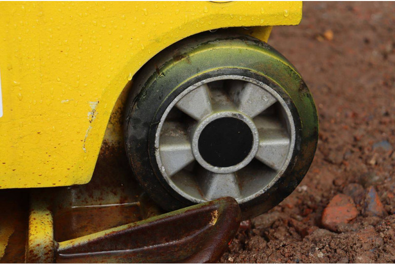 Vibratory plate Neuson DPU3760: picture 11