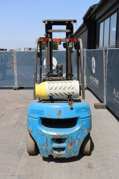 Nissan CPQD25N - LPG forklift: picture 4 Nissan CPQD25N - LPG forklift: picture 4