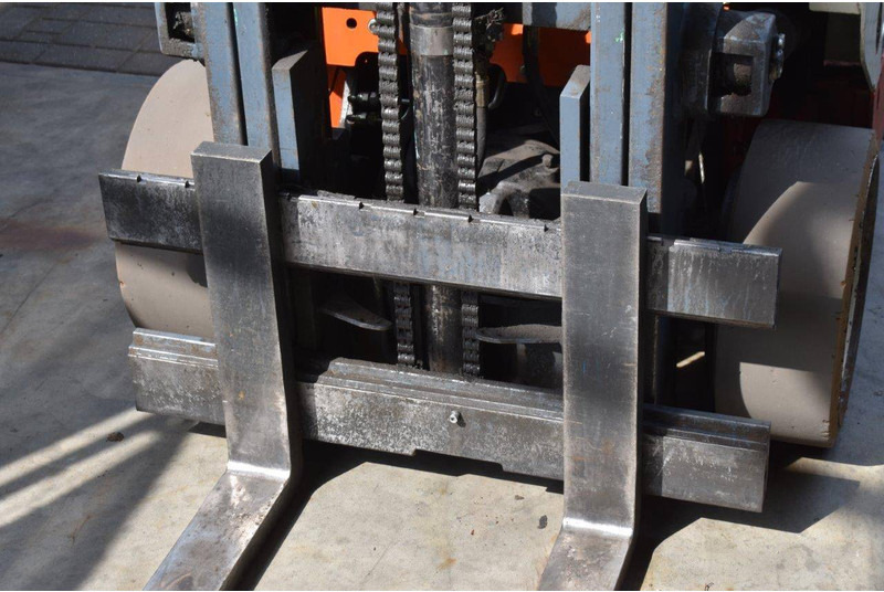 Electric forklift Nissan CWP02L25CU: picture 11 Electric forklift Nissan CWP02L25CU: picture 11