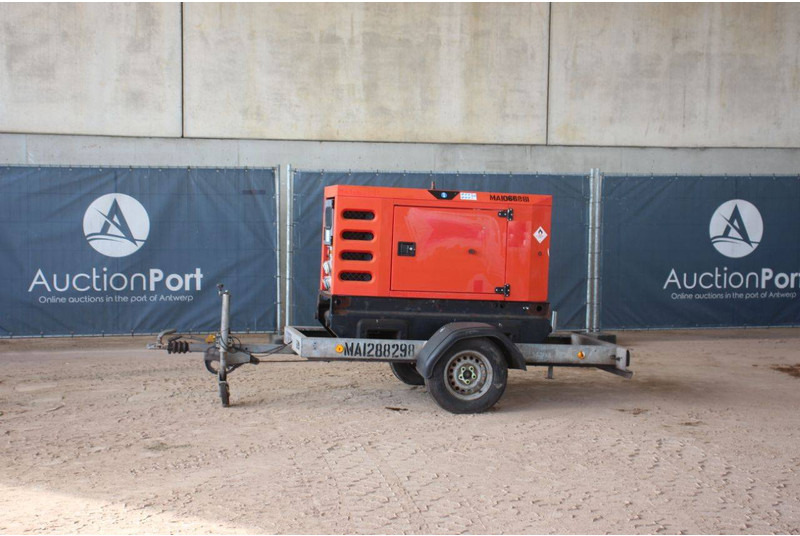 SDMO R22 - Generator set: picture 1 SDMO R22 - Generator set: picture 1