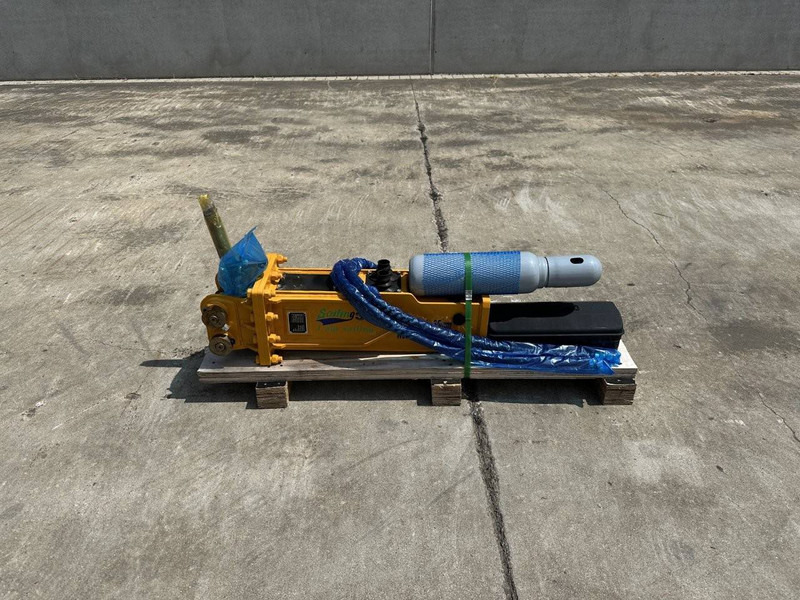 Sailing 35 - Hydraulic hammer: picture 1 Sailing 35 - Hydraulic hammer: picture 1