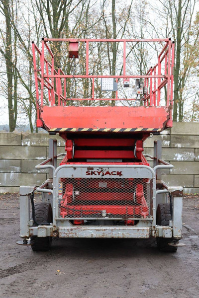 Skyjack SJ 9250 - Scissor lift: picture 5 Skyjack SJ 9250 - Scissor lift: picture 5