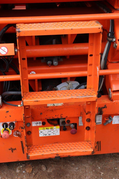 Scissor lift Skyjack SJ4626: picture 15