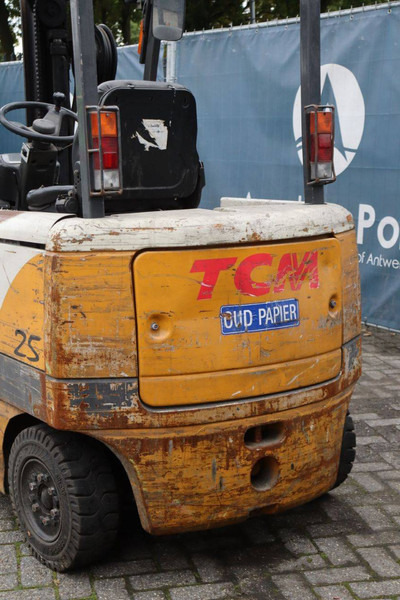 Electric forklift TCM FB25-6: picture 18