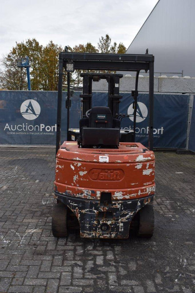 Tailift FB25 - Diesel forklift: picture 5 Tailift FB25 - Diesel forklift: picture 5