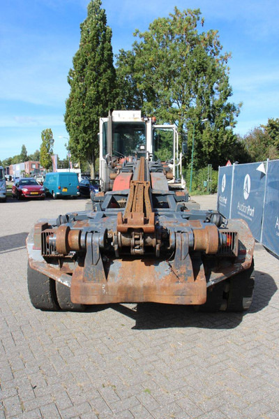 Terberg YT222 - Terminal tractor: picture 4 Terberg YT222 - Terminal tractor: picture 4