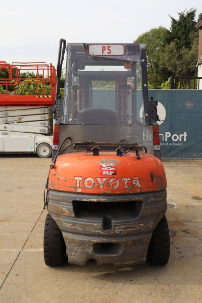 Toyota 42-6FGF25 - LPG forklift: picture 5 Toyota 42-6FGF25 - LPG forklift: picture 5