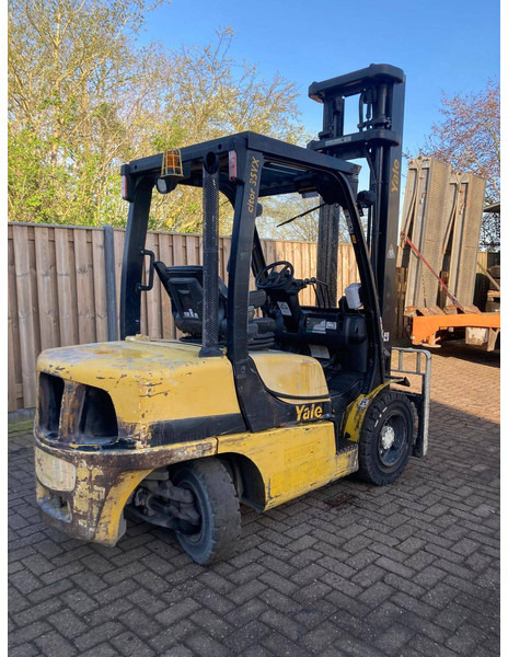 Yale GDP35VX - Diesel forklift: picture 3 Yale GDP35VX - Diesel forklift: picture 3