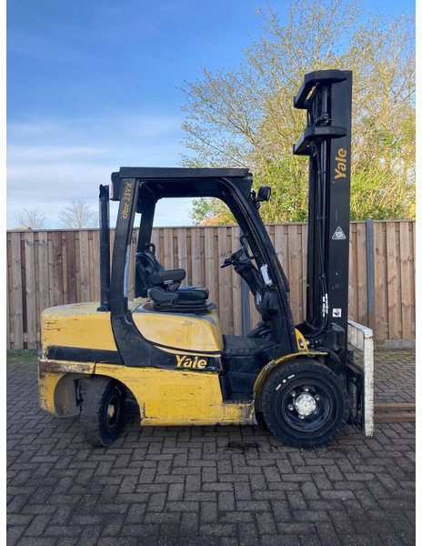 Yale GDP35VX - Diesel forklift: picture 1 Yale GDP35VX - Diesel forklift: picture 1