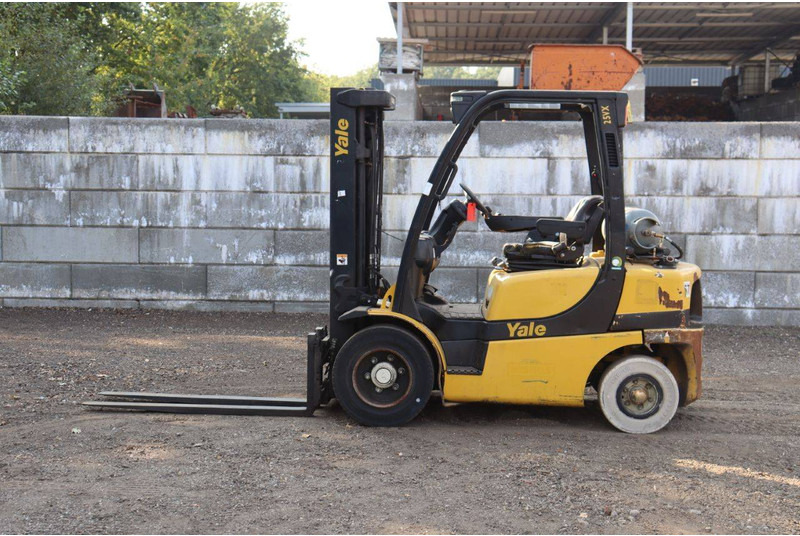 Yale GLP25VXE2170 - LPG forklift: picture 2 Yale GLP25VXE2170 - LPG forklift: picture 2