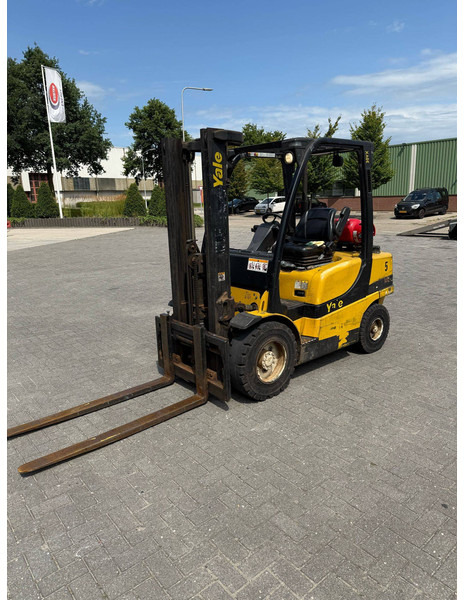 Yale GLP30VX F2195 - LPG forklift: picture 1 Yale GLP30VX F2195 - LPG forklift: picture 1