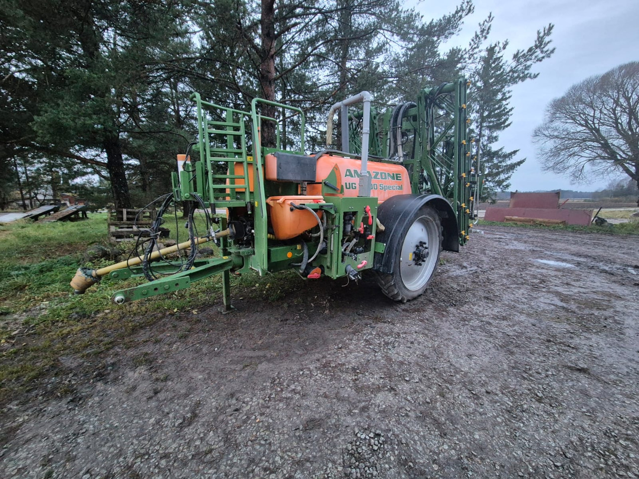 AMAZONE UG 2200 Special - Trailed sprayer: picture 1 AMAZONE UG 2200 Special - Trailed sprayer: picture 1