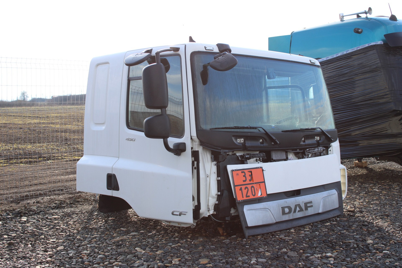 CABINA DAF CF SLEEPER CAB L2H1 - Cab for Truck: picture 2 CABINA DAF CF SLEEPER CAB L2H1 - Cab for Truck: picture 2
