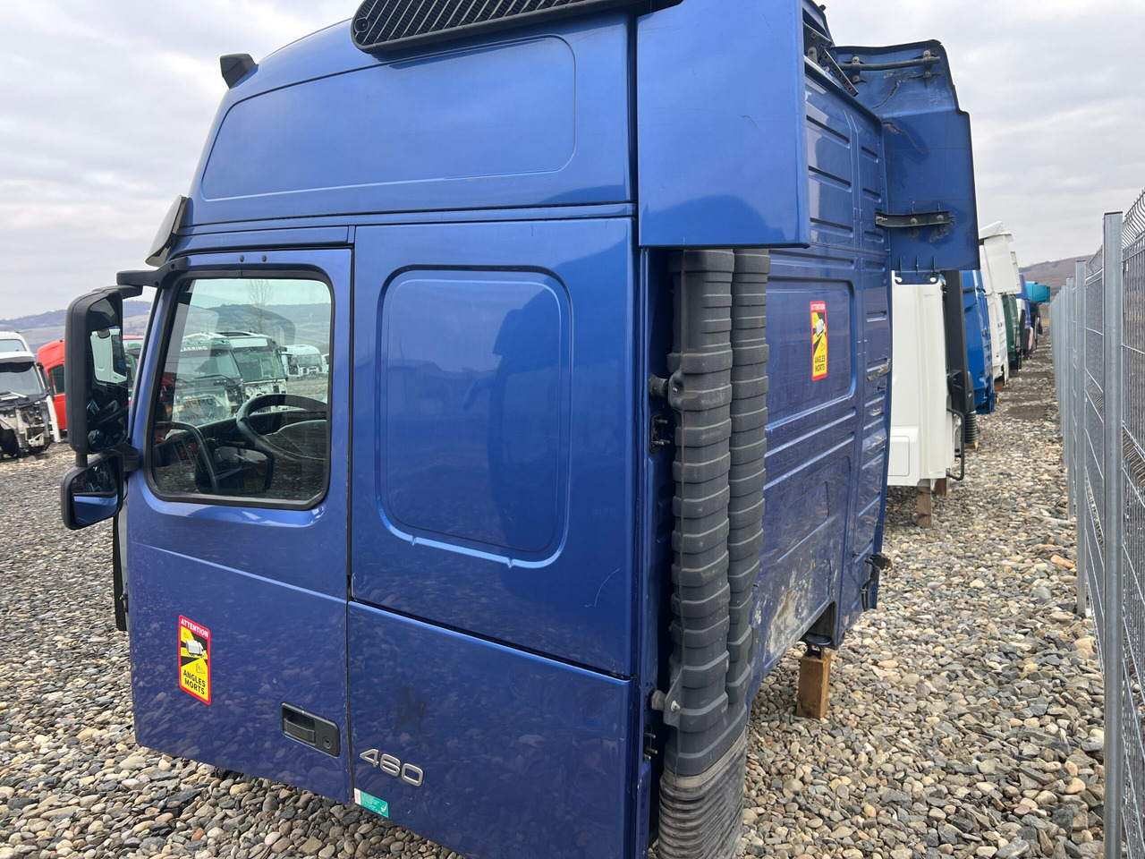 CABINA VOLVO FH13 GLOBETROTTER L2H2 - Cab for Truck: picture 5 CABINA VOLVO FH13 GLOBETROTTER L2H2 - Cab for Truck: picture 5