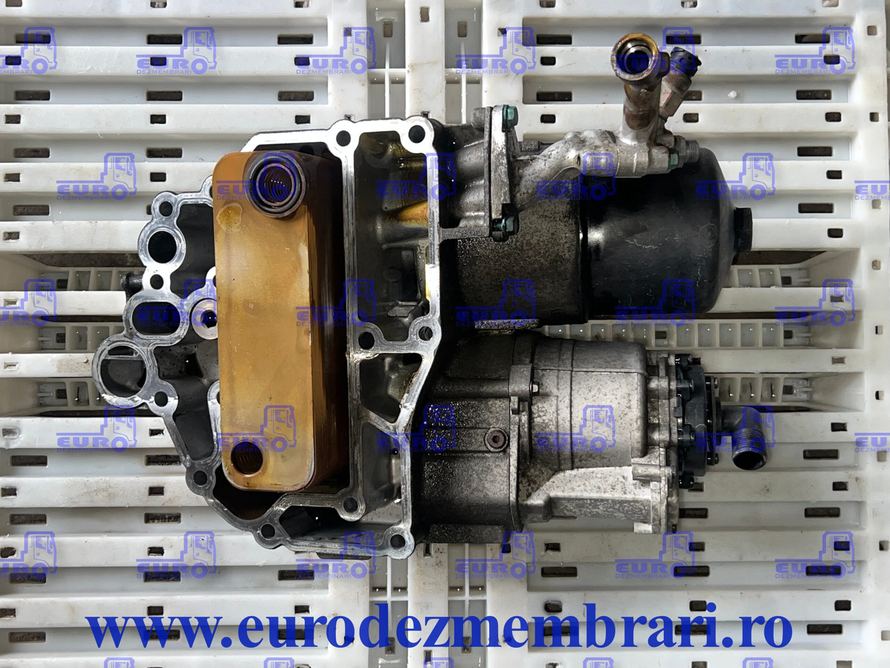 CARCASA FILTRU ULEI + TERMOFLOT + FILTRU CENTRIFUGAL MAN TGX D3876 51.05000.7176, 51.05601.7182, 51.01804.7052 - Oil filter for Truck: picture 1 CARCASA FILTRU ULEI + TERMOFLOT + FILTRU CENTRIFUGAL MAN TGX D3876 51.05000.7176, 51.05601.7182, 51.01804.7052 - Oil filter for Truck: picture 1