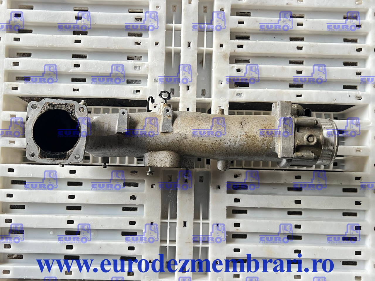 GALERIE ADMISIE + CLAPETA ACCELERATIE FORD GC466K770AC, GC469E926AA - Intake manifold for Truck: picture 2 GALERIE ADMISIE + CLAPETA ACCELERATIE FORD GC466K770AC, GC469E926AA - Intake manifold for Truck: picture 2