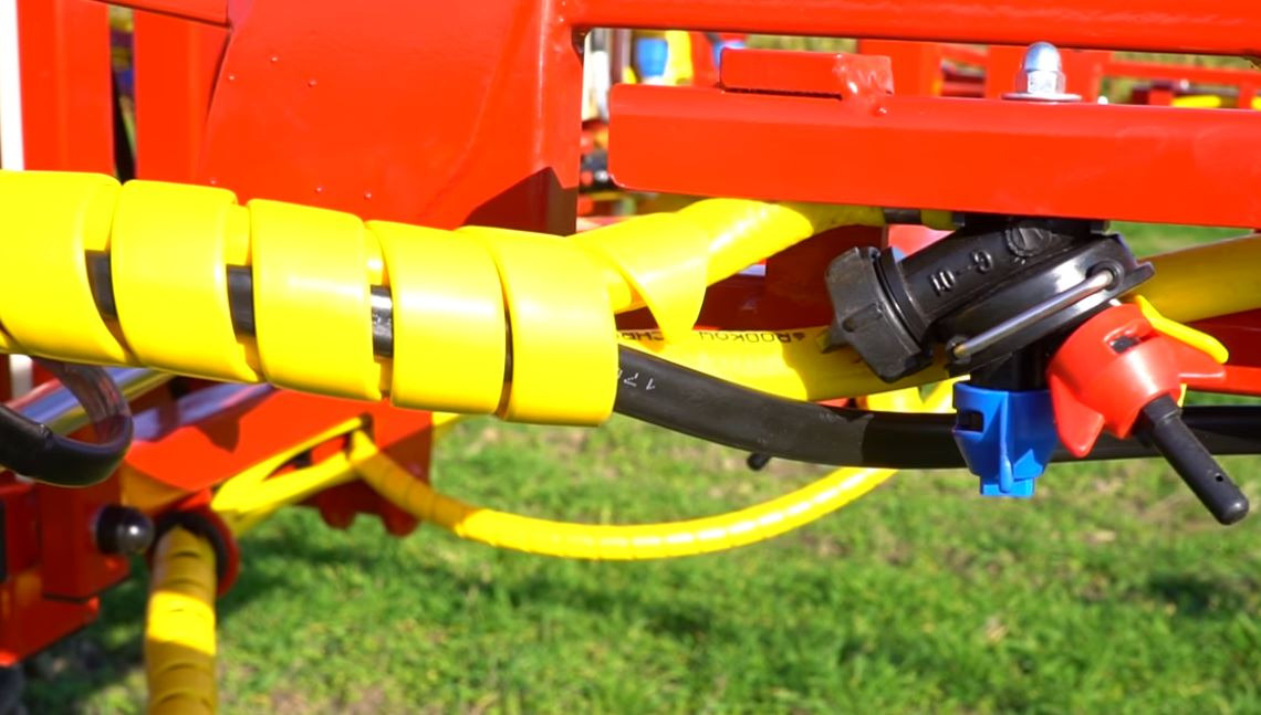 Biardzki Opryskiwacz 3000l /21 Hydropak / Sprayer 3000l /21 Hydropak/Feldspritze 3000l /21m Hydropak /Опрыскиватель 3000л /21м Гидропак/ - Trailed sprayer: picture 2 Biardzki Opryskiwacz 3000l /21 Hydropak / Sprayer 3000l /21 Hydropak/Feldspritze 3000l /21m Hydropak /Опрыскиватель 3000л /21м Гидропак/ - Trailed sprayer: picture 2