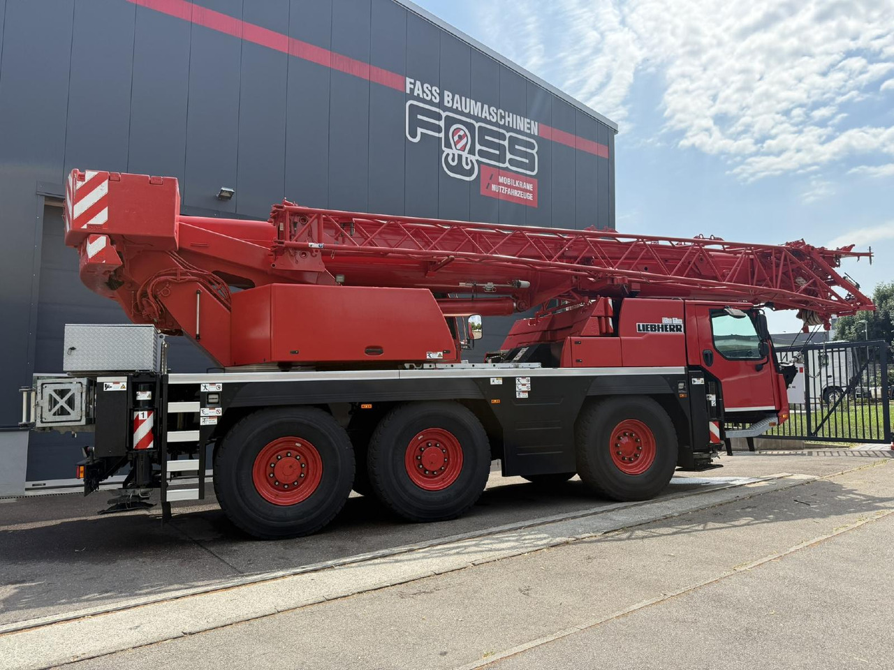 Mobile crane Liebherr LTM 1050-3.1 (20 - 084 132): picture 7