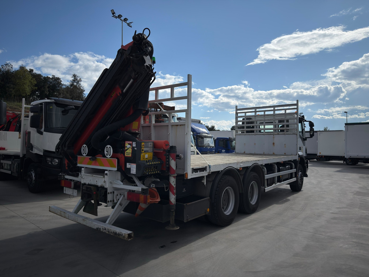 IVECO AD260T45 Trakker E6 (Platform) - Dropside/ Flatbed truck, Crane truck: picture 2 IVECO AD260T45 Trakker E6 (Platform) - Dropside/ Flatbed truck, Crane truck: picture 2