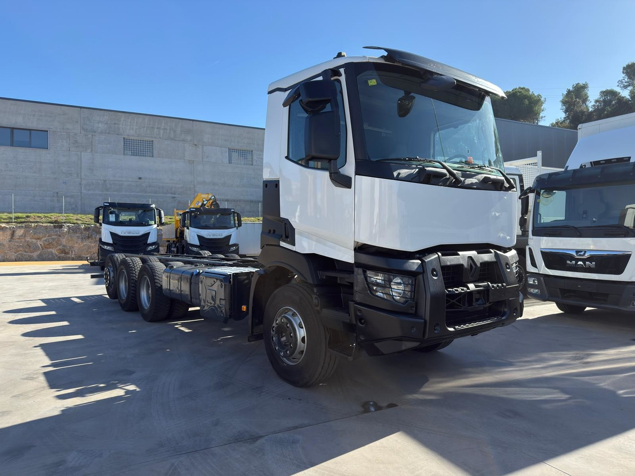 RENAULT C460 E6 (Chassis) - Cab chassis truck: picture 2 RENAULT C460 E6 (Chassis) - Cab chassis truck: picture 2