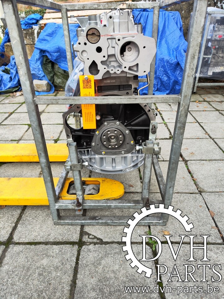 RENAULT M9T RWD - PROPULSION RENAULT M9T RWD - PROPULSION - Engine for Panel van: picture 4 RENAULT M9T RWD - PROPULSION RENAULT M9T RWD - PROPULSION - Engine for Panel van: picture 4