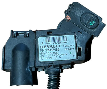 Renault Battery - Sensor: picture 3 Renault Battery - Sensor: picture 3