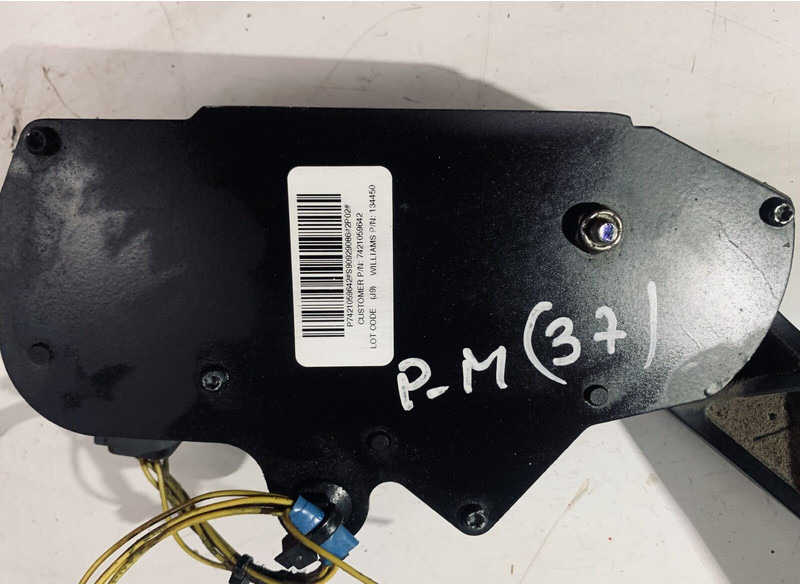 Renault PREMIUM - Pedal: picture 2 Renault PREMIUM - Pedal: picture 2