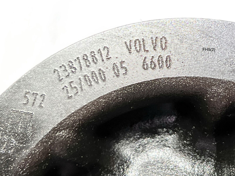 Volvo DK13 - Engine and parts: picture 5 Volvo DK13 - Engine and parts: picture 5