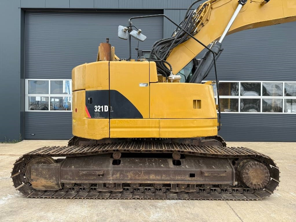Crawler excavator CAT 321 D LCR: picture 7