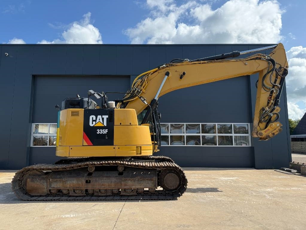 CAT 335 F L CR  - Crawler excavator: picture 2 CAT 335 F L CR  - Crawler excavator: picture 2