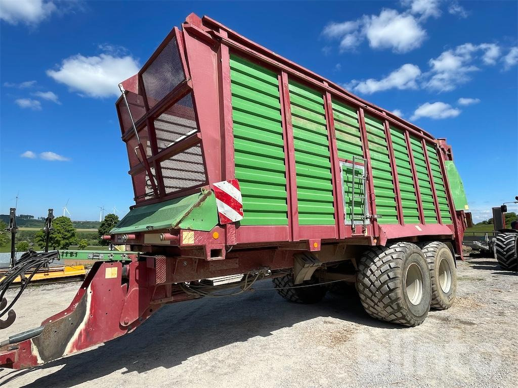 2011 Strautmann Giga Trailer - Self-loading wagon: picture 1 2011 Strautmann Giga Trailer - Self-loading wagon: picture 1