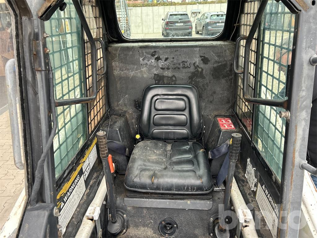 Skid steer loader Bobcat 843: picture 32