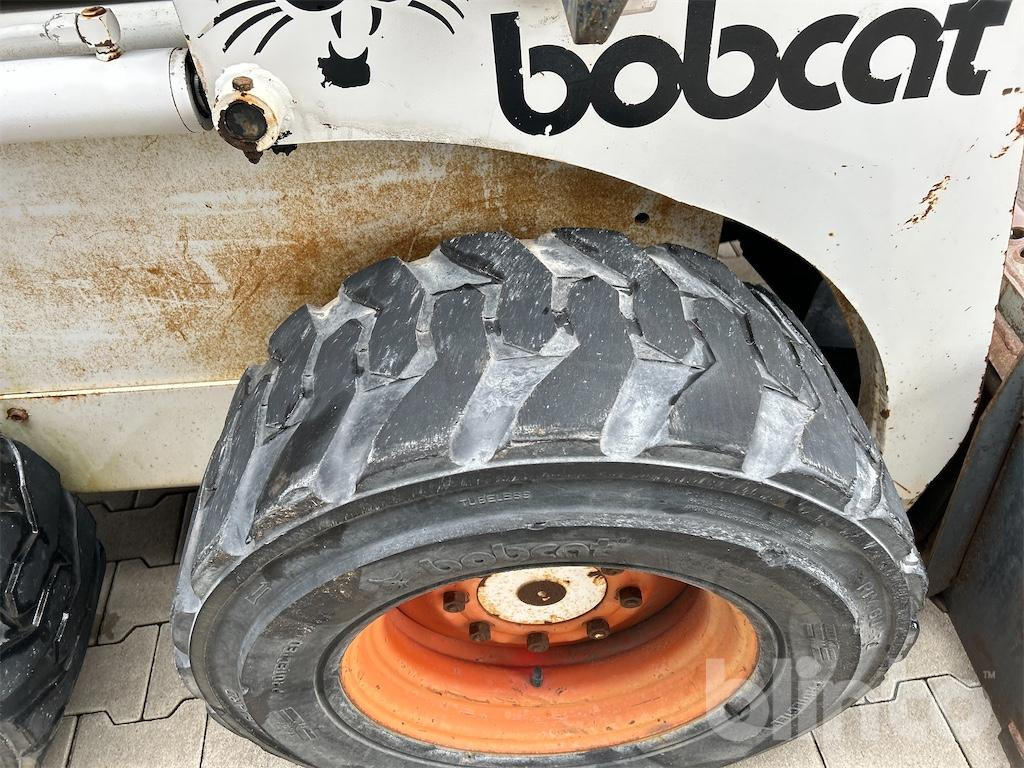 Skid steer loader Bobcat 843: picture 30