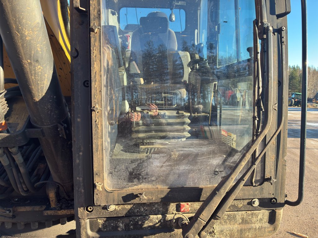 Crawler excavator Caterpillar 329EL: picture 21