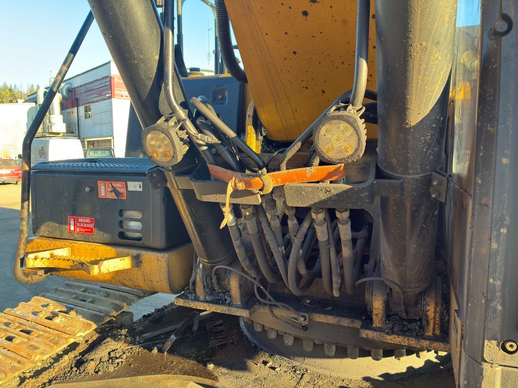 Crawler excavator Caterpillar 329EL: picture 23
