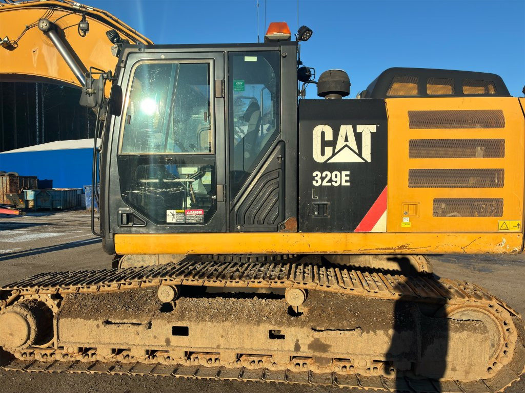 Crawler excavator Caterpillar 329EL: picture 16