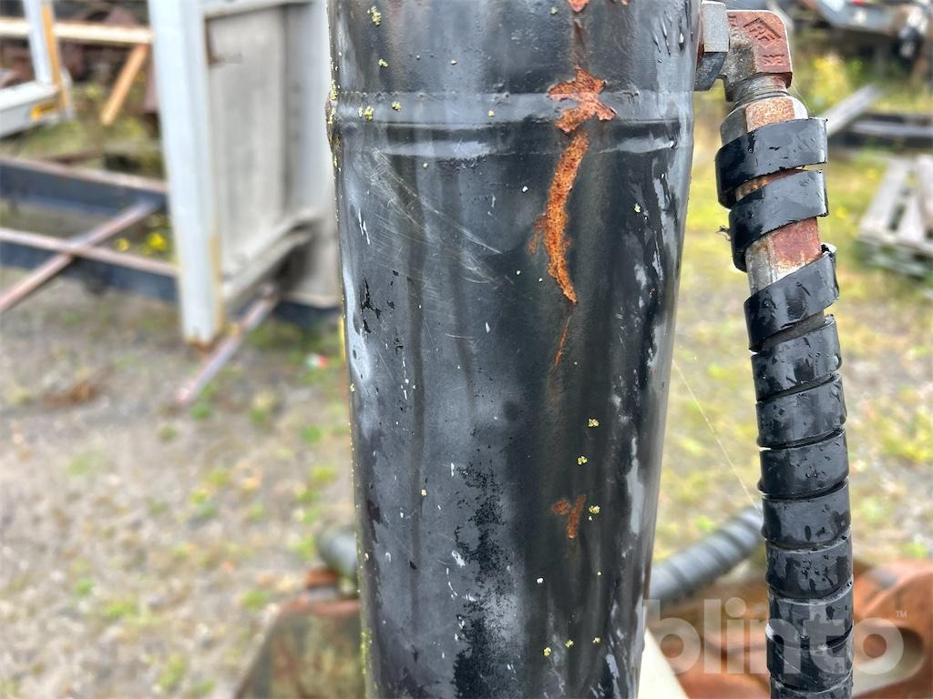 Tiltrotator Engcon-EC3027GR10: picture 18