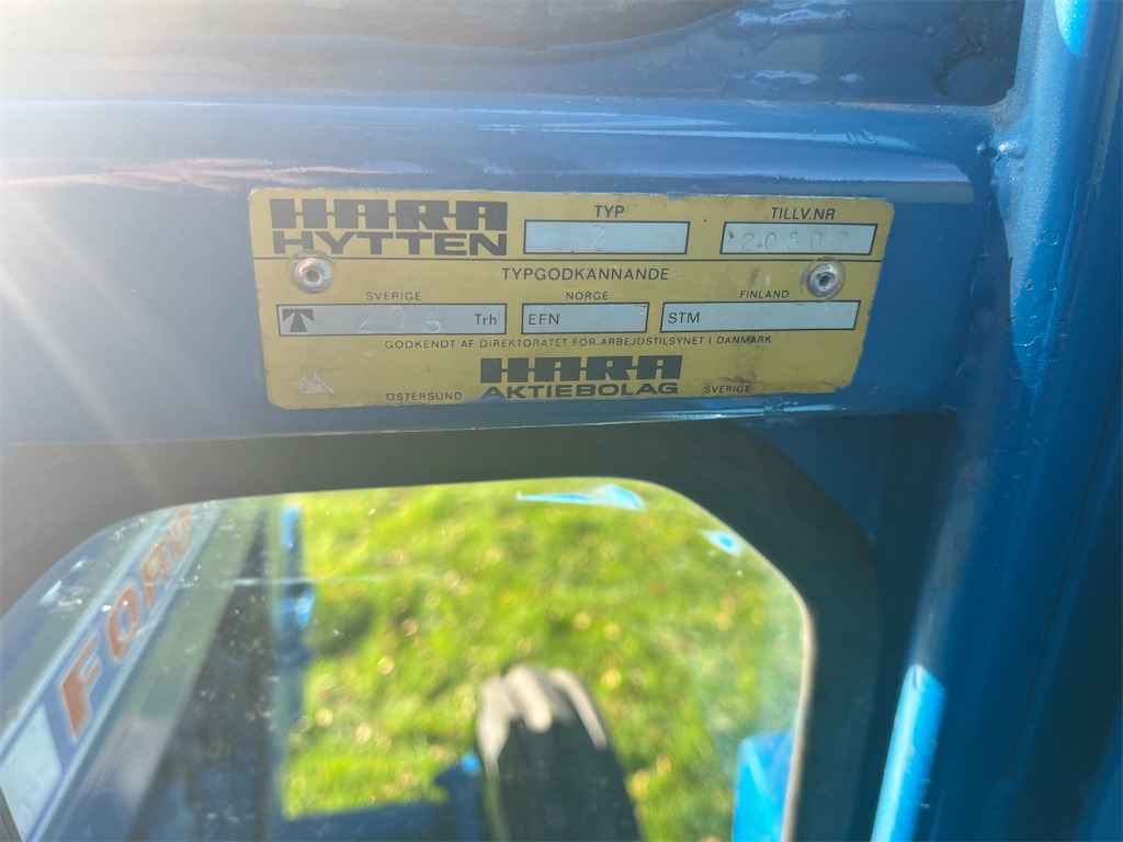 Farm tractor FORD 5000: picture 14