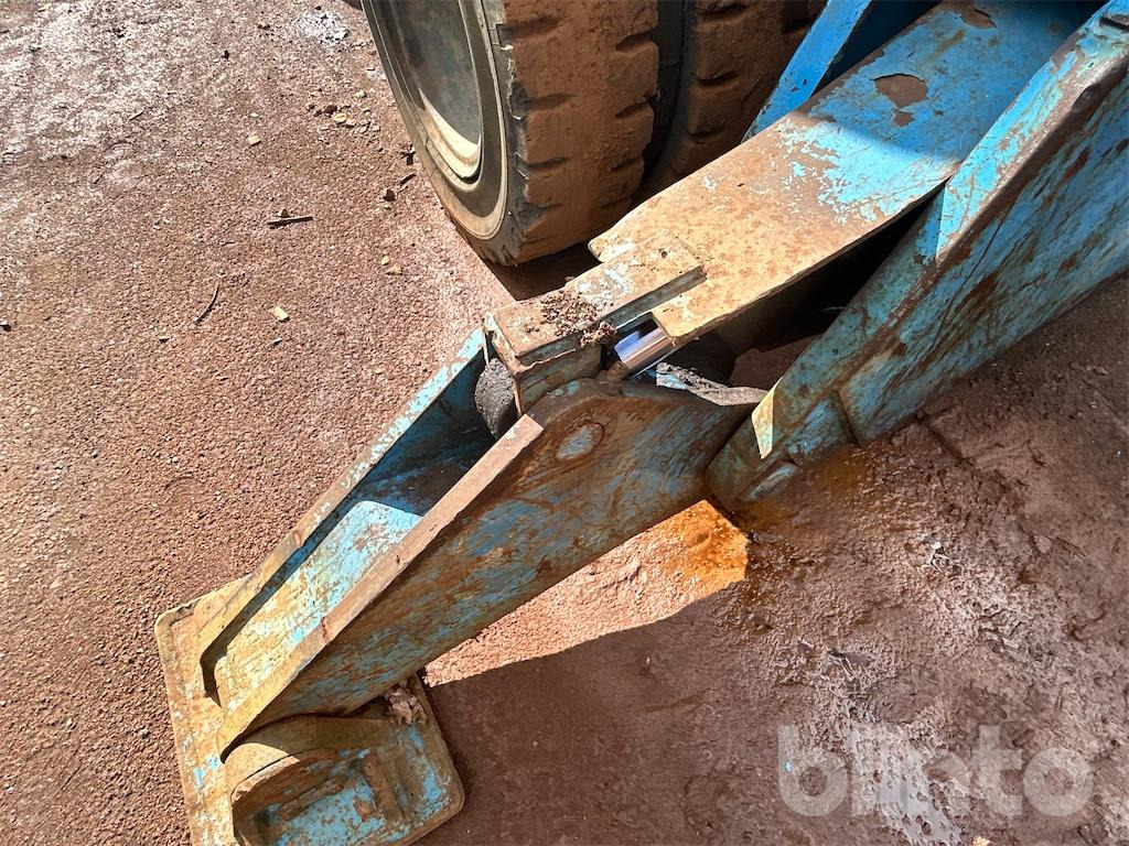 Waste/ Industry handler Fuchs Terex MHL350: picture 19