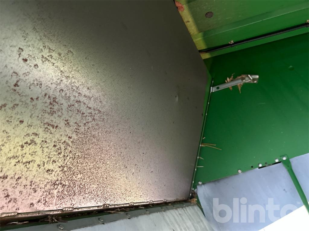 Combine harvester John Deere T 560 HM (2010): picture 32