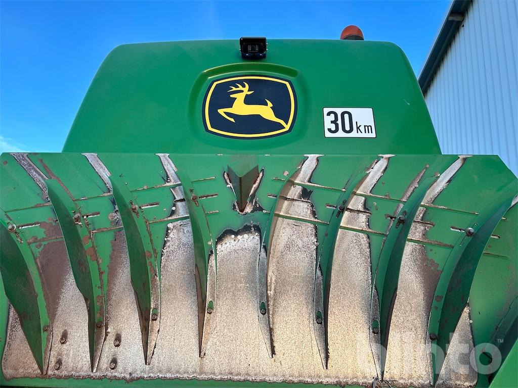 Combine harvester John Deere T 560 HM (2010): picture 26