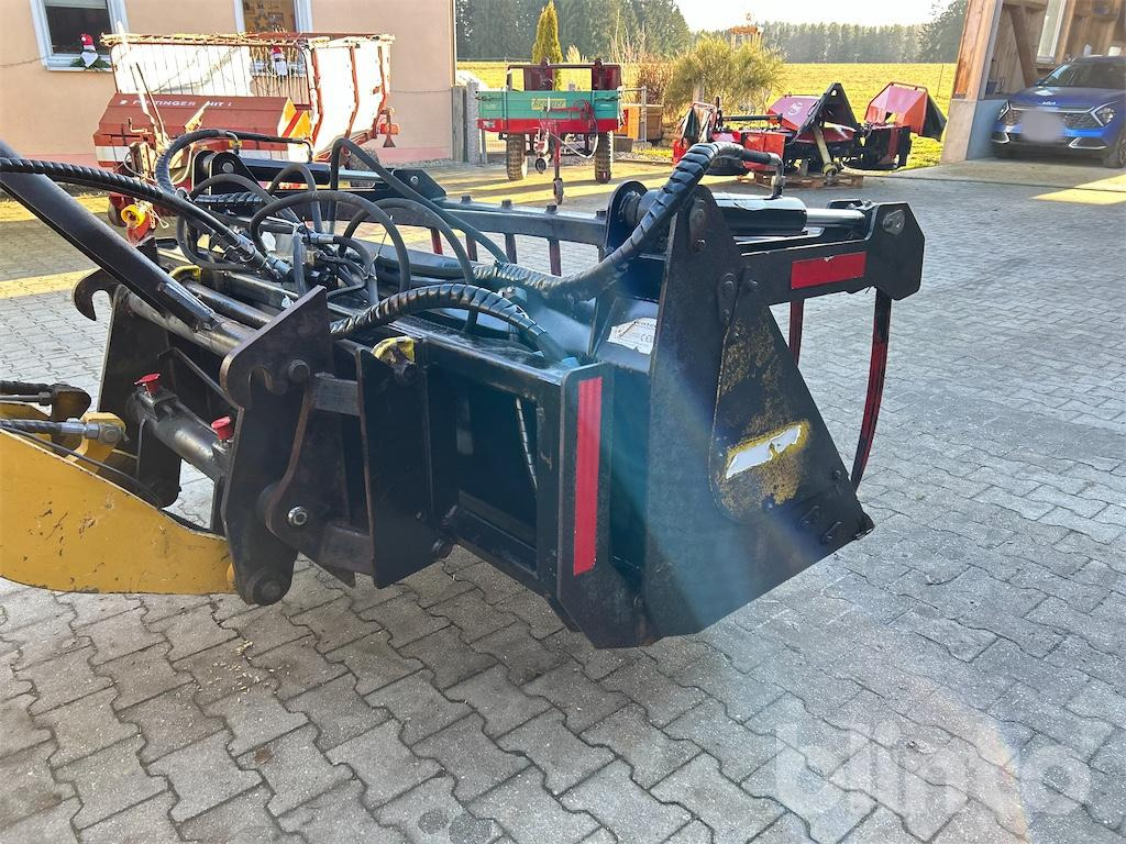 Kreatec mit Niederhalter - Loader bucket: picture 3 Kreatec mit Niederhalter - Loader bucket: picture 3