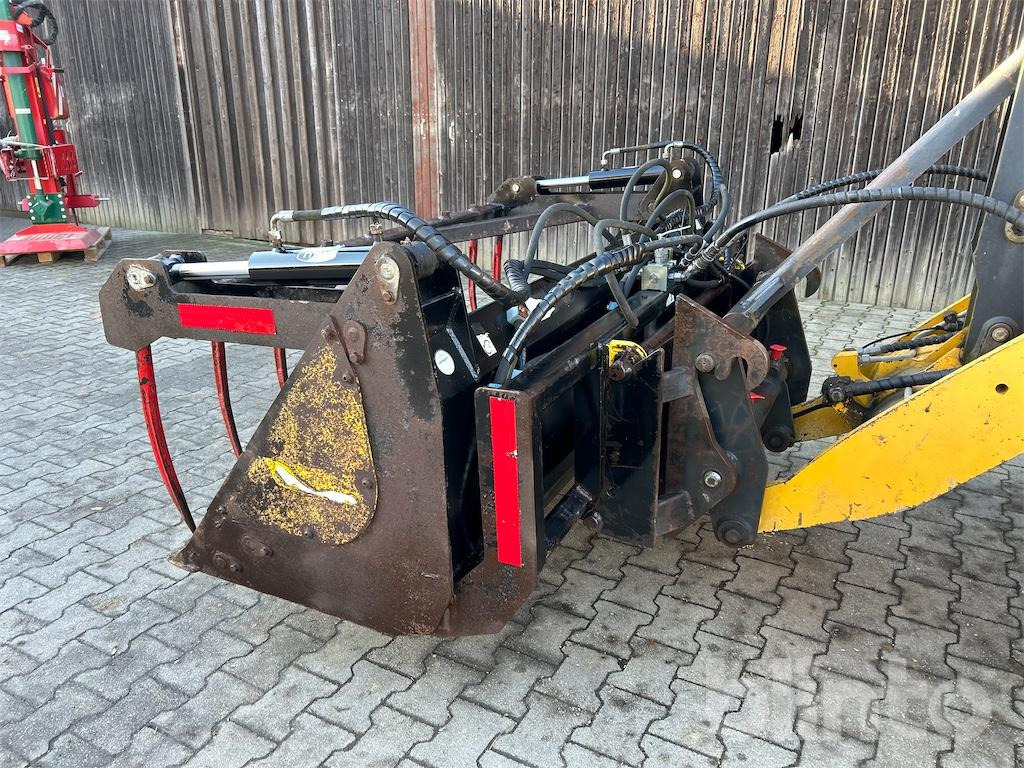 Kreatec mit Niederhalter - Loader bucket: picture 4 Kreatec mit Niederhalter - Loader bucket: picture 4