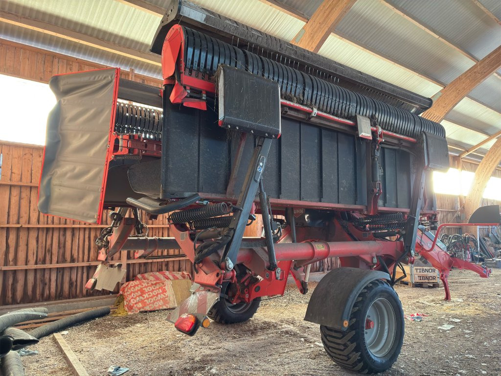 Kuhn Merge Max 1090 - Tedder/ Rake: picture 5 Kuhn Merge Max 1090 - Tedder/ Rake: picture 5