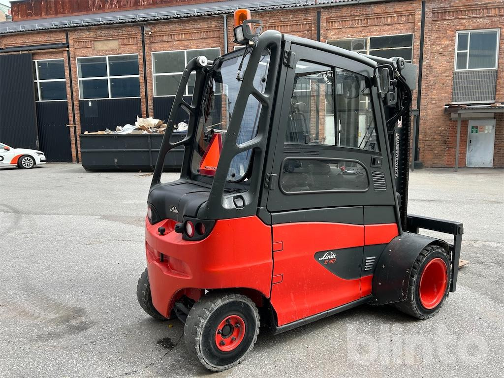Linde E40H - Electric forklift: picture 5 Linde E40H - Electric forklift: picture 5