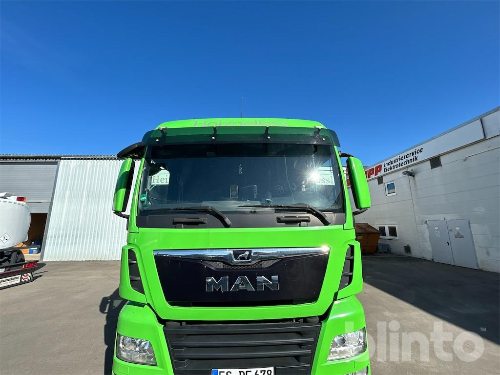 Tank truck MAN TGX: picture 39