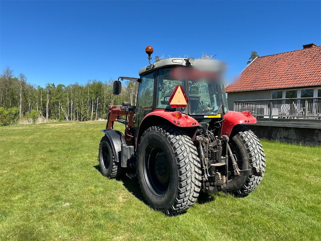 MASSEY FERGUSON 5435 med frontlastare och redskap - Farm tractor: picture 5 MASSEY FERGUSON 5435 med frontlastare och redskap - Farm tractor: picture 5